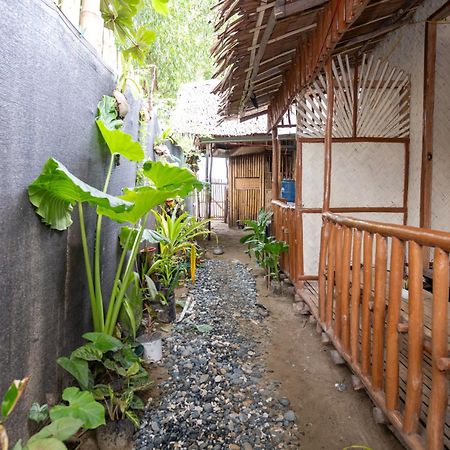 Femya Native House Apartment เอลนิโด ภายนอก รูปภาพ